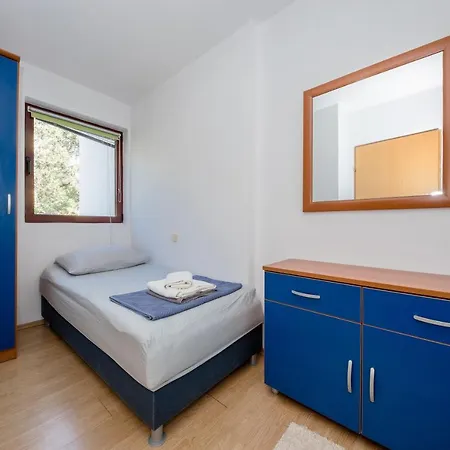 Apartments Padovan Banjol Esterno foto